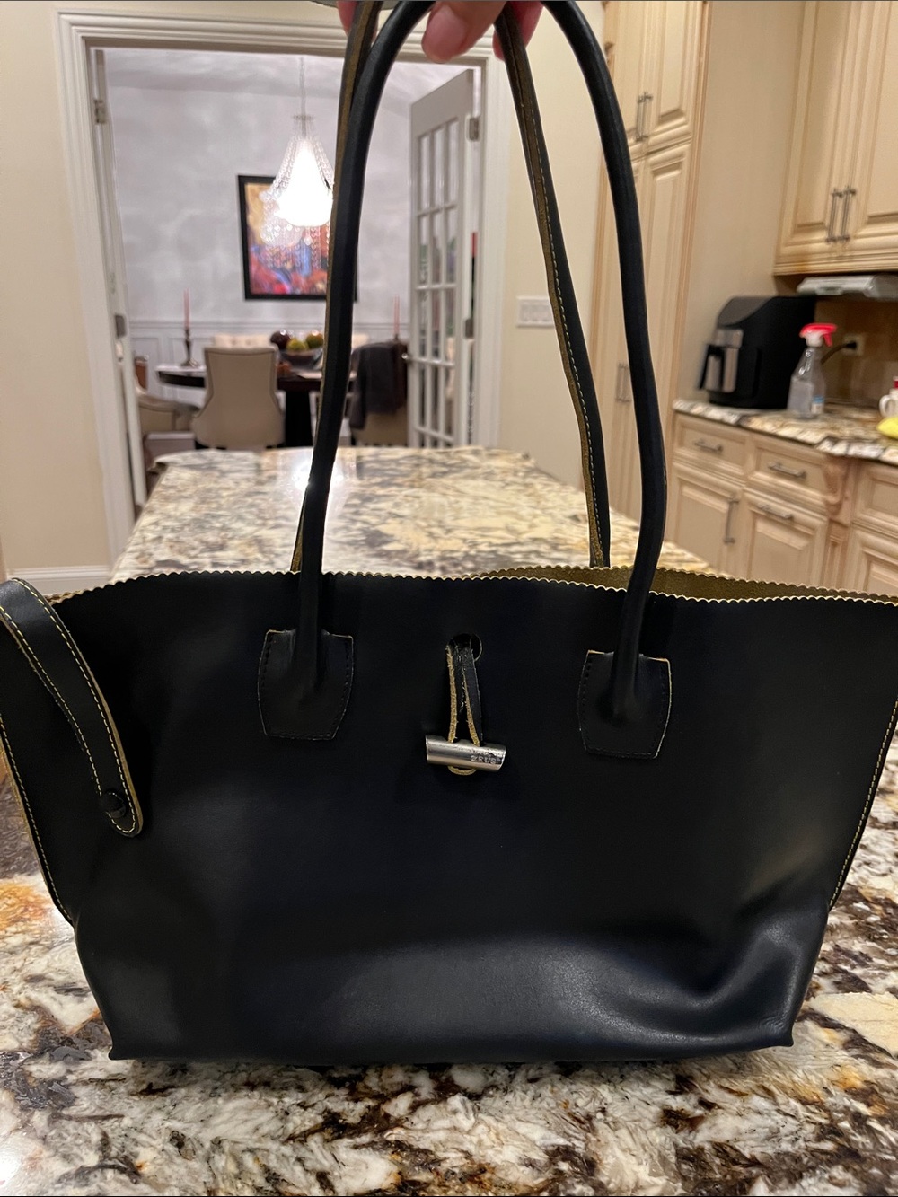Zeus vtg  Leather Tote Bag with Contrast Stitching